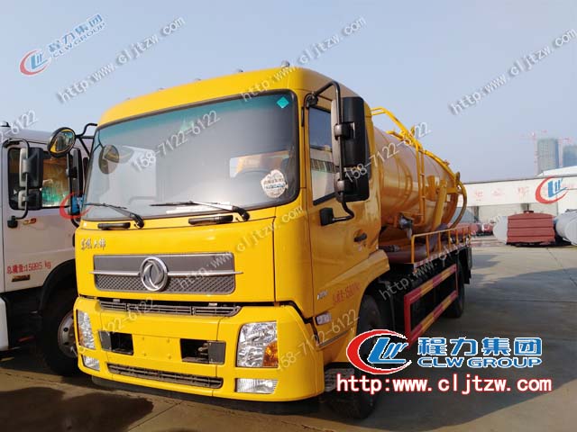 東風天錦8方吸污車