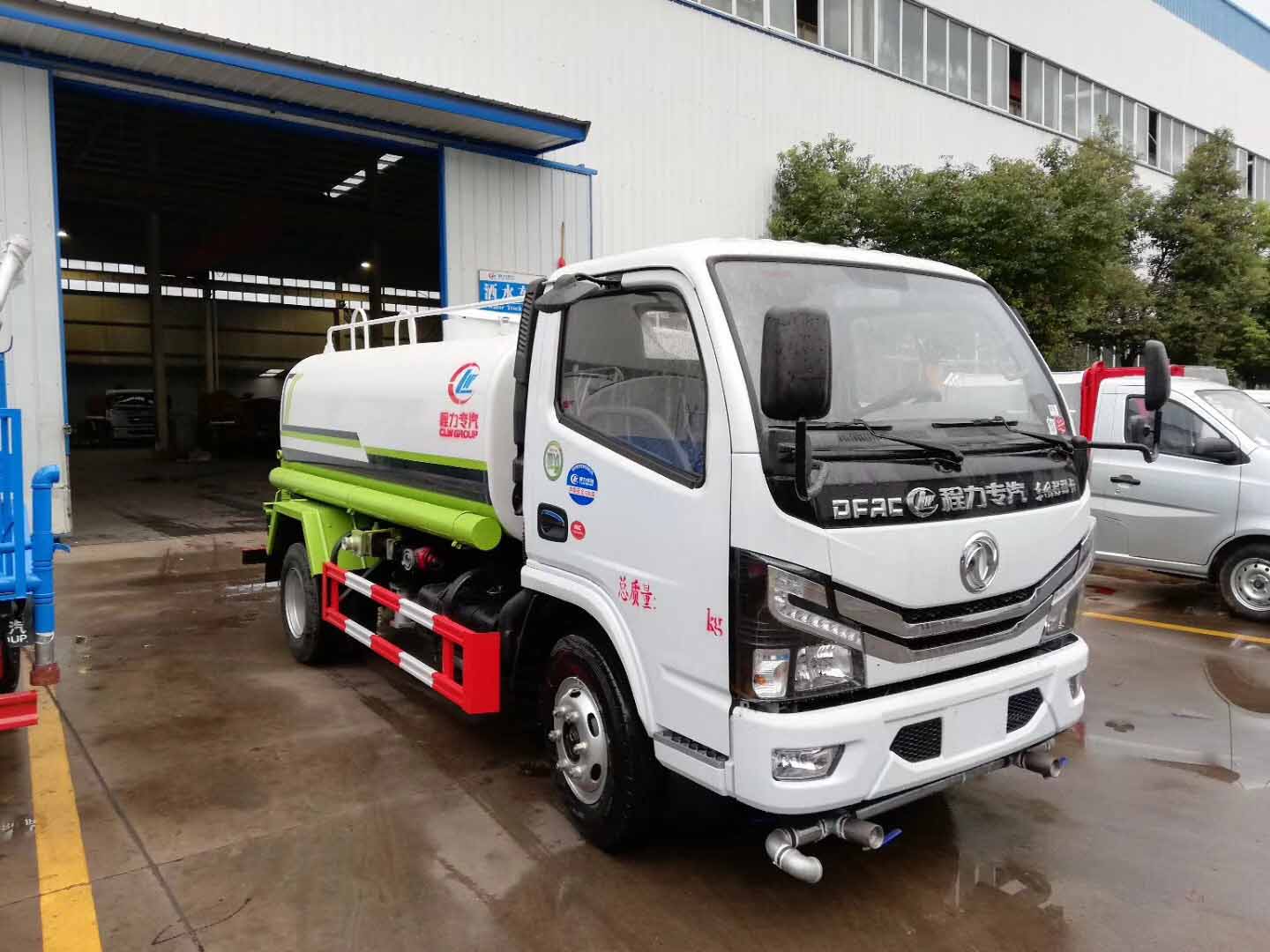 東風國六5噸灑水車