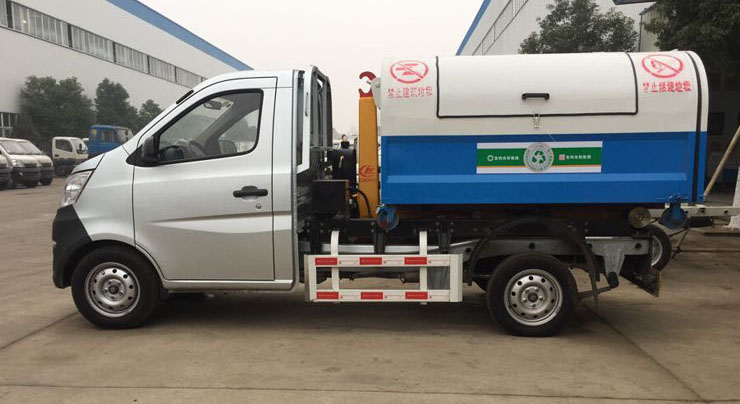 3方長安勾臂垃圾車（汽油）