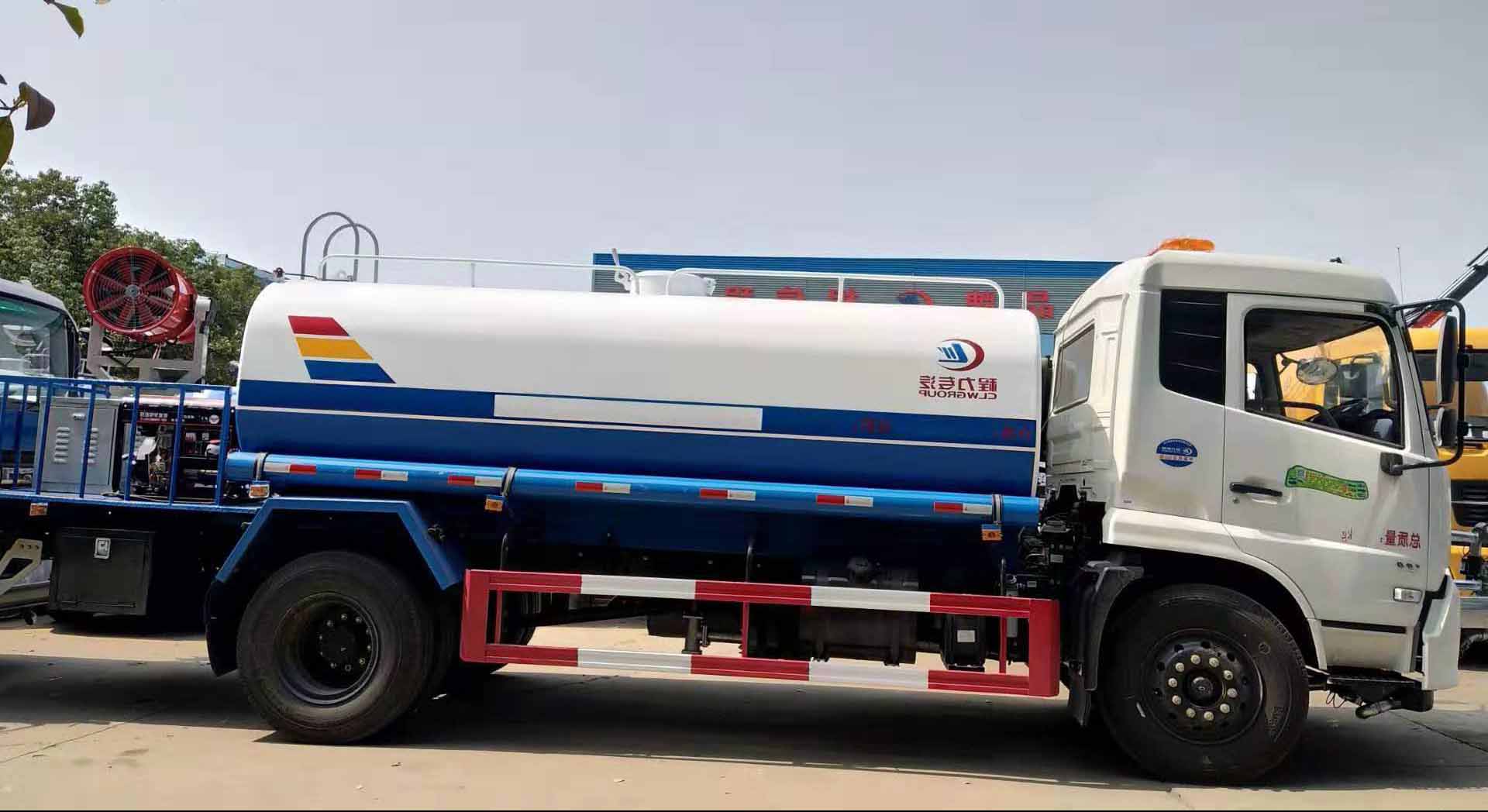 東風天錦15方灑水車