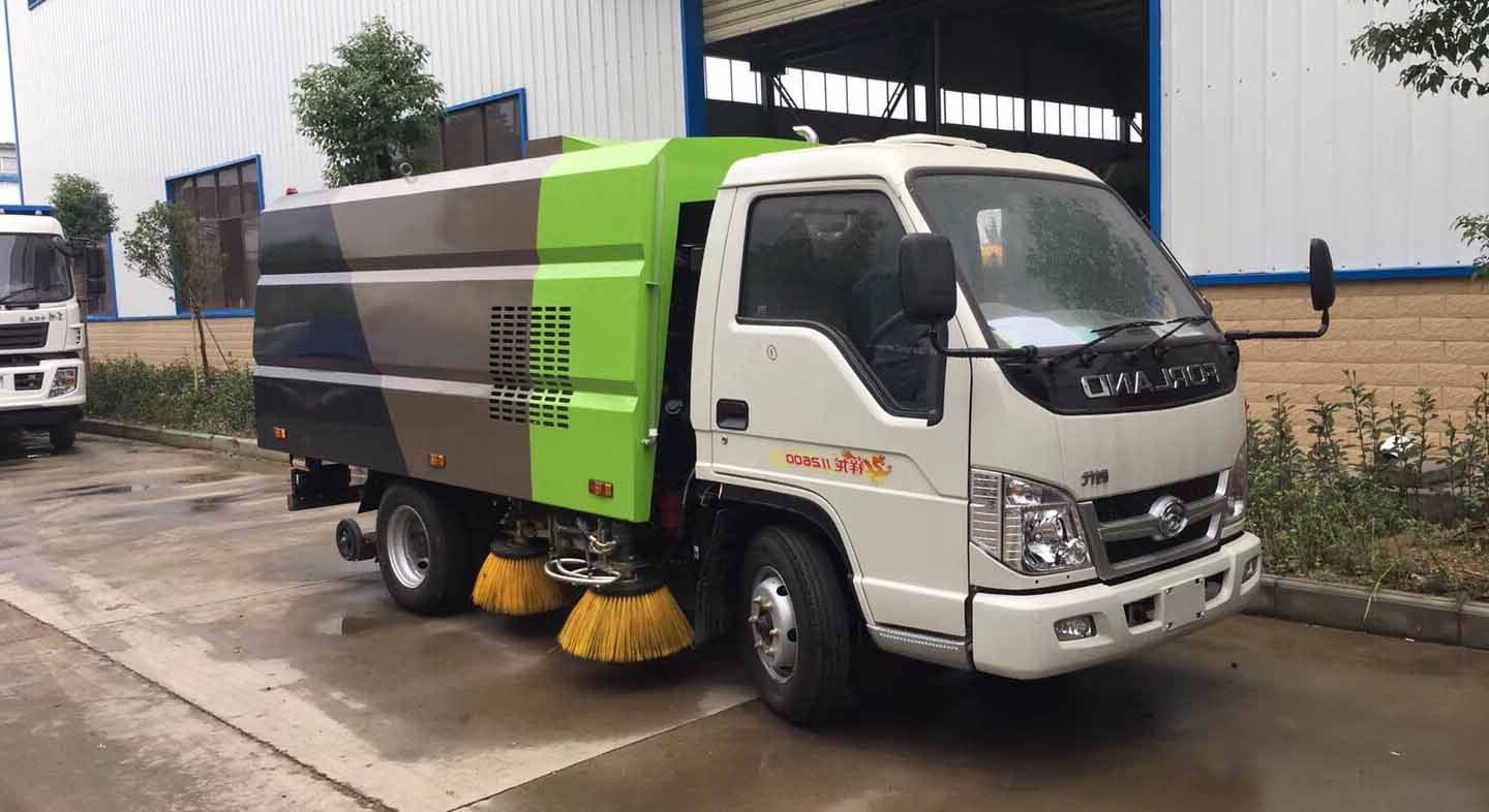 福田小卡掃路車