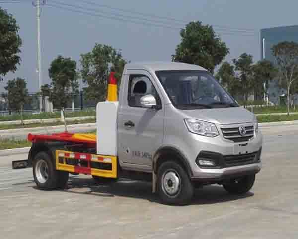 程力牌CL5030ZXXBEV型純電動車廂可卸式垃圾車