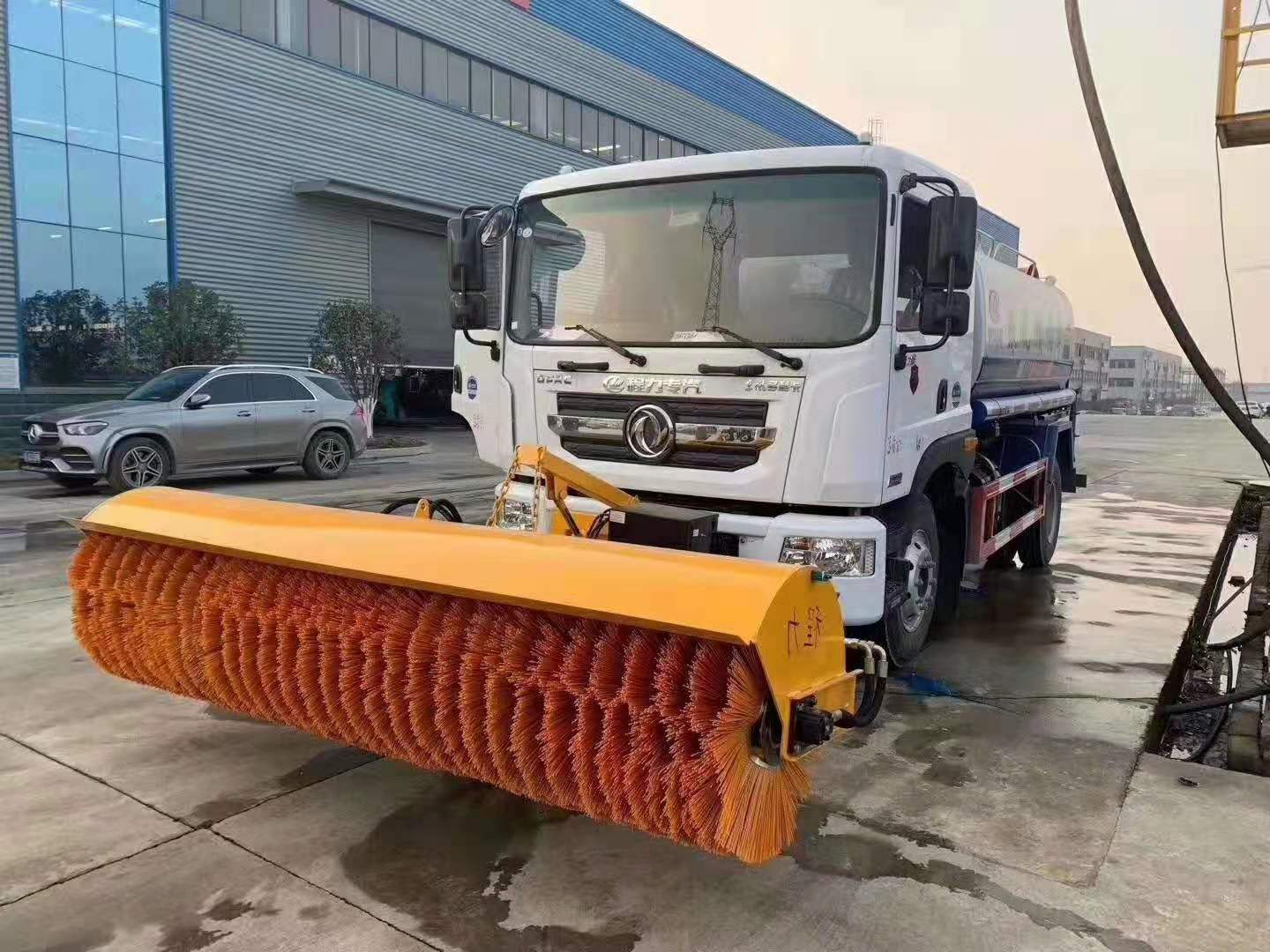 3米車載式除雪滾刷