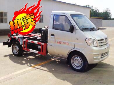 3方東風小康勾臂垃圾車