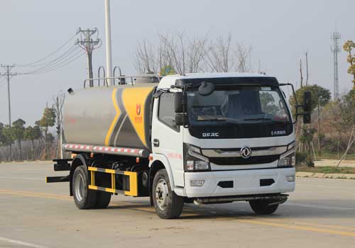 東風福瑞卡灑水車