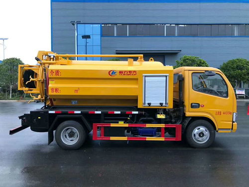 市政管道聯(lián)合疏通6噸清洗吸污車配置介紹